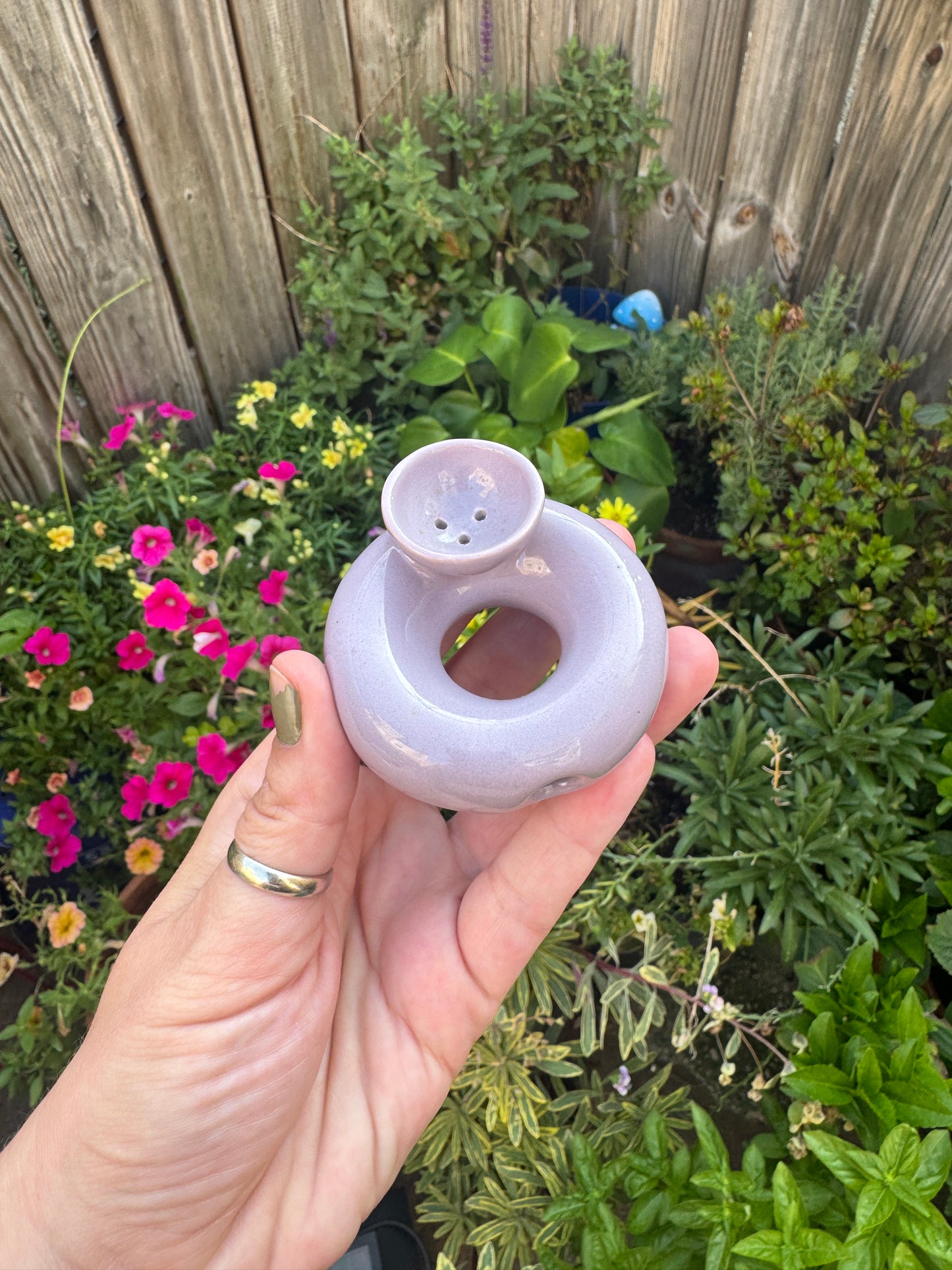 Lavendar Ceramic Circle Pipe