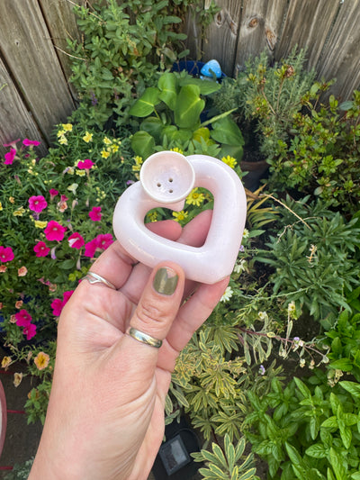 Ceramic Heart Pipe - Pale Pink